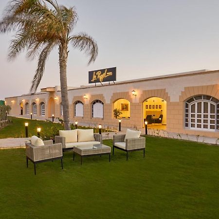 Le Royal Marina Hotel El Alamein Bagian luar foto