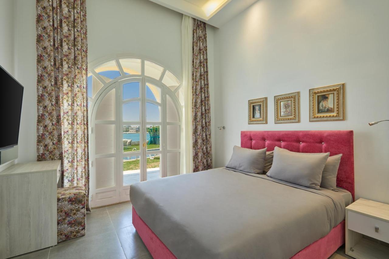 Le Royal Marina Hotel El Alamein Bagian luar foto