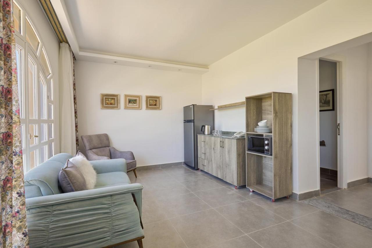 Le Royal Marina Hotel El Alamein Bagian luar foto