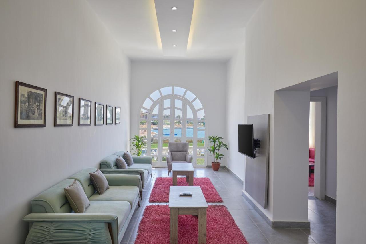 Le Royal Marina Hotel El Alamein Bagian luar foto